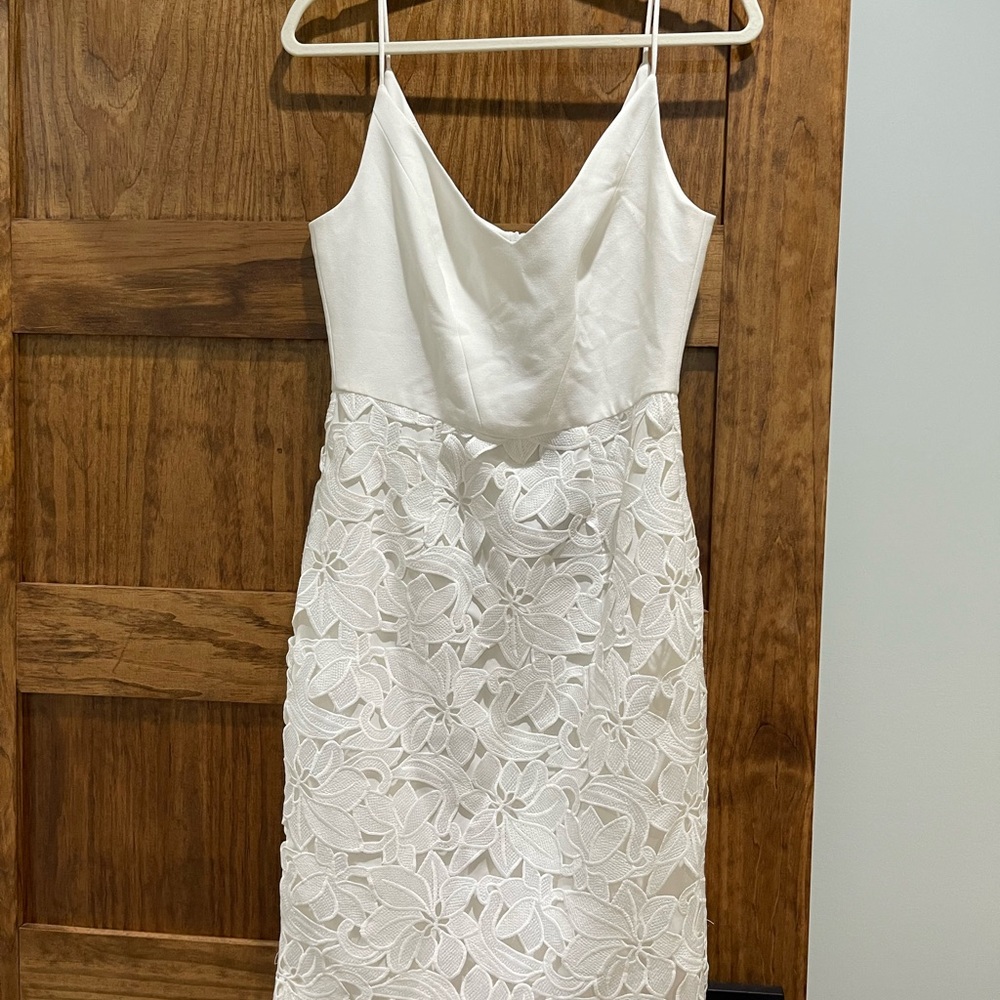 Black Halo size 6 white/ivory